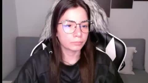 Alex online show from 09-10-25, 02:11