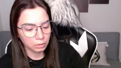 Alex online show from 10-13-25, 02:22