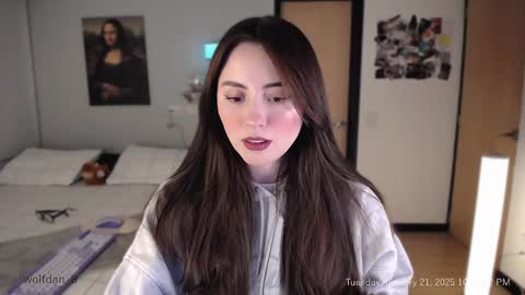 Snapshot of wolfsfoster chatting on 01-22-25, 03:09 online show from 01-22-25, 03:09