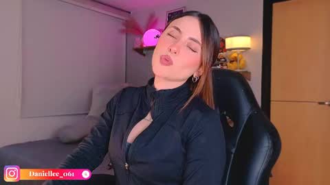   online show from 05-27-26, 02:52