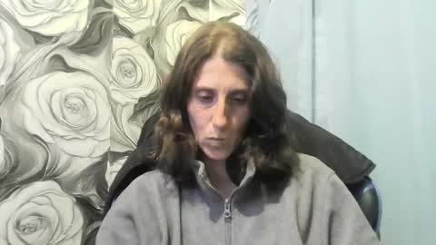Snapshot of wolfxsnow chatting on 04-30-26, 07:09 wolfxsnow online show from 04-30-26, 07:09