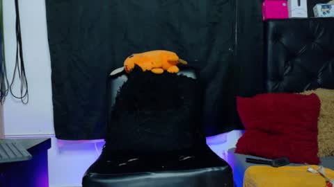 Snapshot of womandirty12 chatting on 06-25-26, 12:10 katty dirty online show from 06-25-26, 12:10