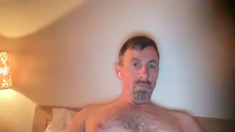 Womble1974 online show from 10-30-25, 04:14