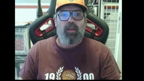 Snapshot of womenizzeer chatting on 02-27-26, 03:45 Adam online show from 02-27-26, 03:45