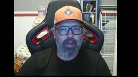 Snapshot of womenizzeer chatting on 07-18-26, 11:52 Adam online show from 07-18-26, 11:52