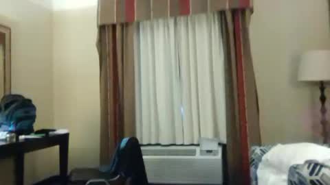 Snapshot of womenlovememan chatting on 11-26-25, 02:23 Ryan online show from 11-26-25, 02:23