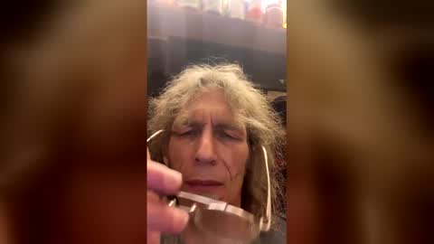 Snapshot of wonderboy3272 chatting on 02-01-26, 11:47 guido online show from 02-01-26, 11:47