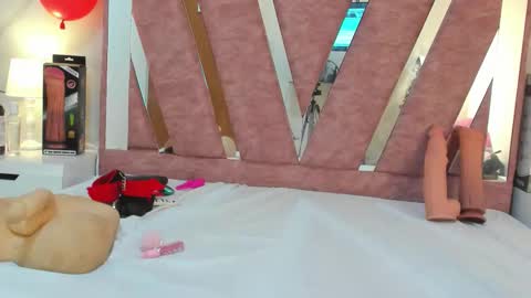 wonderkloe_ online show from 02-23-26, 01:25