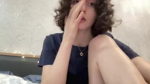 Stia online show from 03-12-25, 01:40