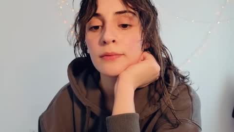 Stia online show from 04-16-26, 03:13