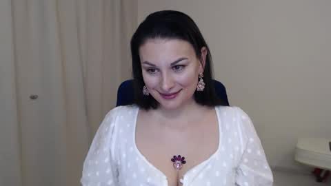 wonderr_woman online show from 02-24-25, 09:52