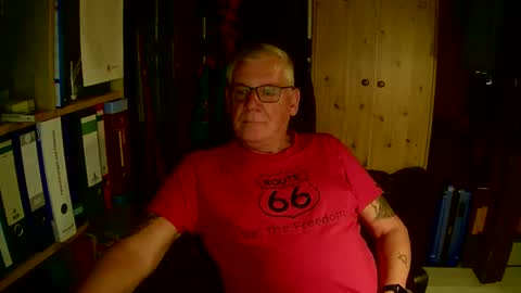 Snapshot of wonneprop10 chatting on 11-12-25, 05:57 Always Horny online show from 11-12-25, 05:57