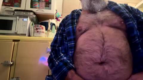 Snapshot of woobear73 chatting on 01-19-25, 03:42 WooBear73 online show from 01-19-25, 03:42