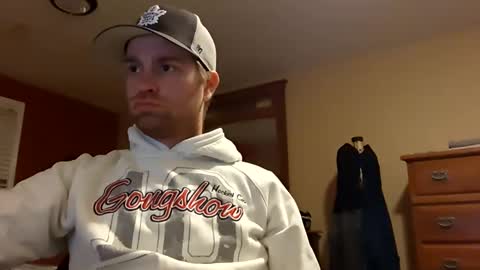 woodeee77 online show from 03-01-25, 03:21