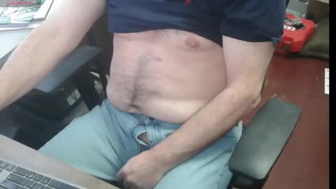 woodworker6473 online show from 02-28-25, 08:39