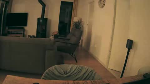 woodwurm and Snoeske online show from 01-10-26, 06:15