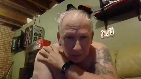 woody0732 online show from 01-14-25, 04:36