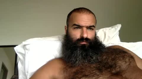 woof_wolf37 online show from 09-27-25, 04:01