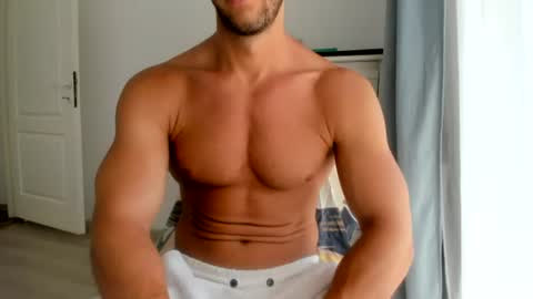 Snapshot of woolfiie chatting on 06-17-26, 08:28 Wolfie online show from 06-17-26, 08:28