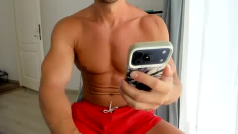 Snapshot of woolfiie chatting on 06-25-26, 08:08 Wolfie online show from 06-25-26, 08:08