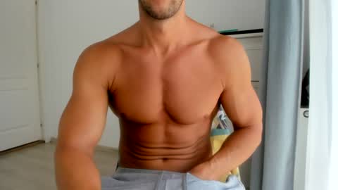 Snapshot of woolfiie chatting on 07-15-26, 08:30 Wolfie online show from 07-15-26, 08:30