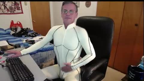 Large one  online show from 01-18-26, 12:31