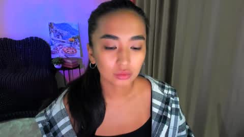 Snapshot of worldofkim chatting on 03-10-25, 06:45 dudetta Kim online show from 03-10-25, 06:45