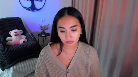 Snapshot of worldofkim chatting on 10-14-25, 10:27 dudetta Kim online show from 10-14-25, 10:27