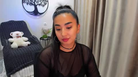 Snapshot of worldofkim chatting on 10-24-25, 05:09 dudetta Kim online show from 10-24-25, 05:09