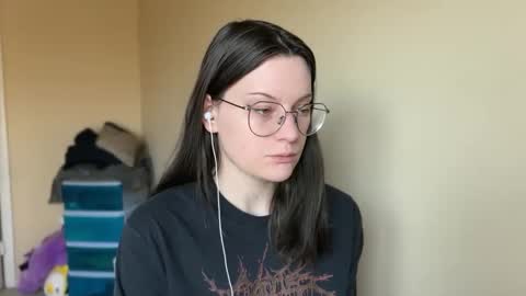 Lucina online show from 02-17-25, 05:53