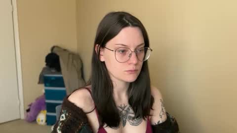 Lucina online show from 02-27-25, 06:20