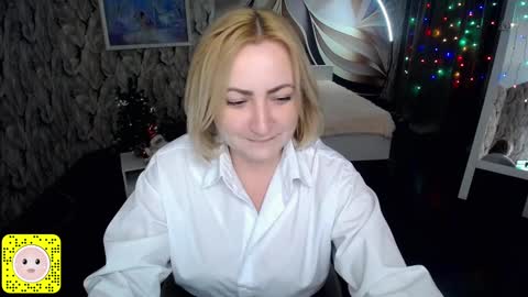 Snapshot of wow_co chatting on 01-01-25, 02:42 wow_co online show from 01-01-25, 02:42