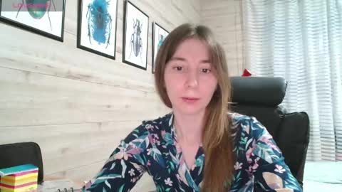 Snapshot of wow_porno_ chatting on 05-27-26, 05:21 Anna online show from 05-27-26, 05:21