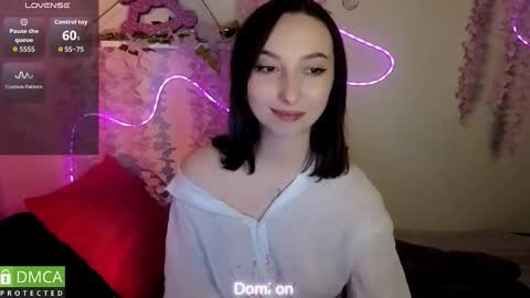 Sue online show from 03-11-26, 05:19