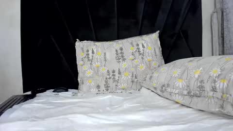              online show from 10-09-25, 02:37