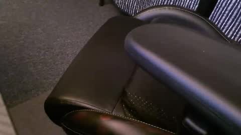 wrangleat0r online show from 04-13-26, 11:54