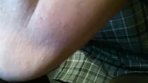 Snapshot of wrangleat0r chatting on 05-17-26, 11:12 wrangleat0r online show from 05-17-26, 11:12