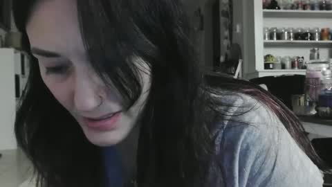 Snapshot of wrenleigh chatting on 01-10-25, 10:28 Crystal Lake online show from 01-10-25, 10:28