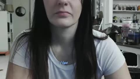 Snapshot of wrenleigh chatting on 01-18-25, 09:34 Crystal Lake online show from 01-18-25, 09:34