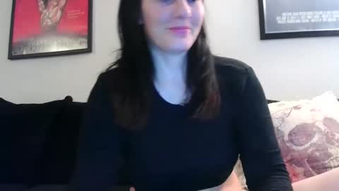 Snapshot of wrenleigh chatting on 09-14-25, 11:15 Crystal Lake online show from 09-14-25, 11:15