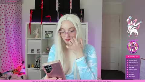 Wren Valentine online show from 09-25-25, 11:52