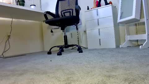 Crissy online show from 02-17-25, 03:36