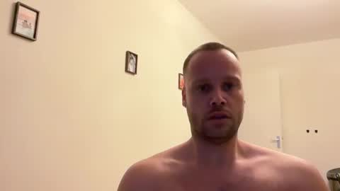 Snapshot of wsvogel chatting on 02-09-25, 04:40 joejoe online show from 02-09-25, 04:40