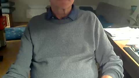 Wuki online show from 05-01-26, 07:40