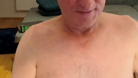 Snapshot of wuki123 chatting on 07-29-26, 08:18 Wuki online show from 07-29-26, 08:18