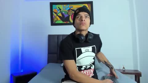 wyatt online show from 11-17-25, 12:33