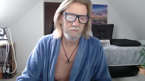 WyattEarp64 online show from 12-18-24, 12:18