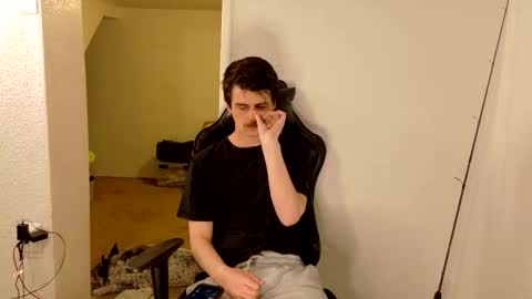 Wyatt online show from 04-19-26, 01:16