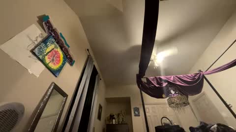 Snapshot of wynterheat chatting on 03-05-25, 04:45 Wynter Heat online show from 03-05-25, 04:45