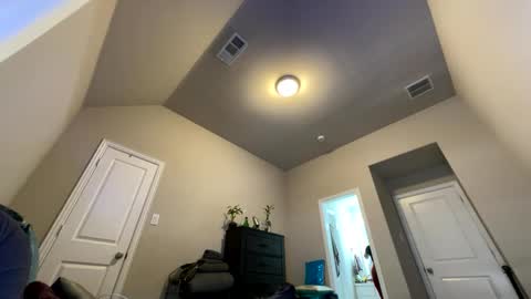 Snapshot of wynterheat chatting on 10-04-25, 05:44 Wynter Heat online show from 10-04-25, 05:44